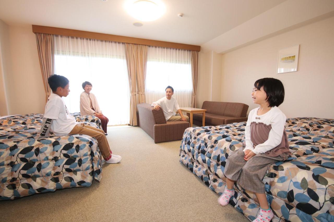 Hotel Familio Sadoaikawa Exteriör bild